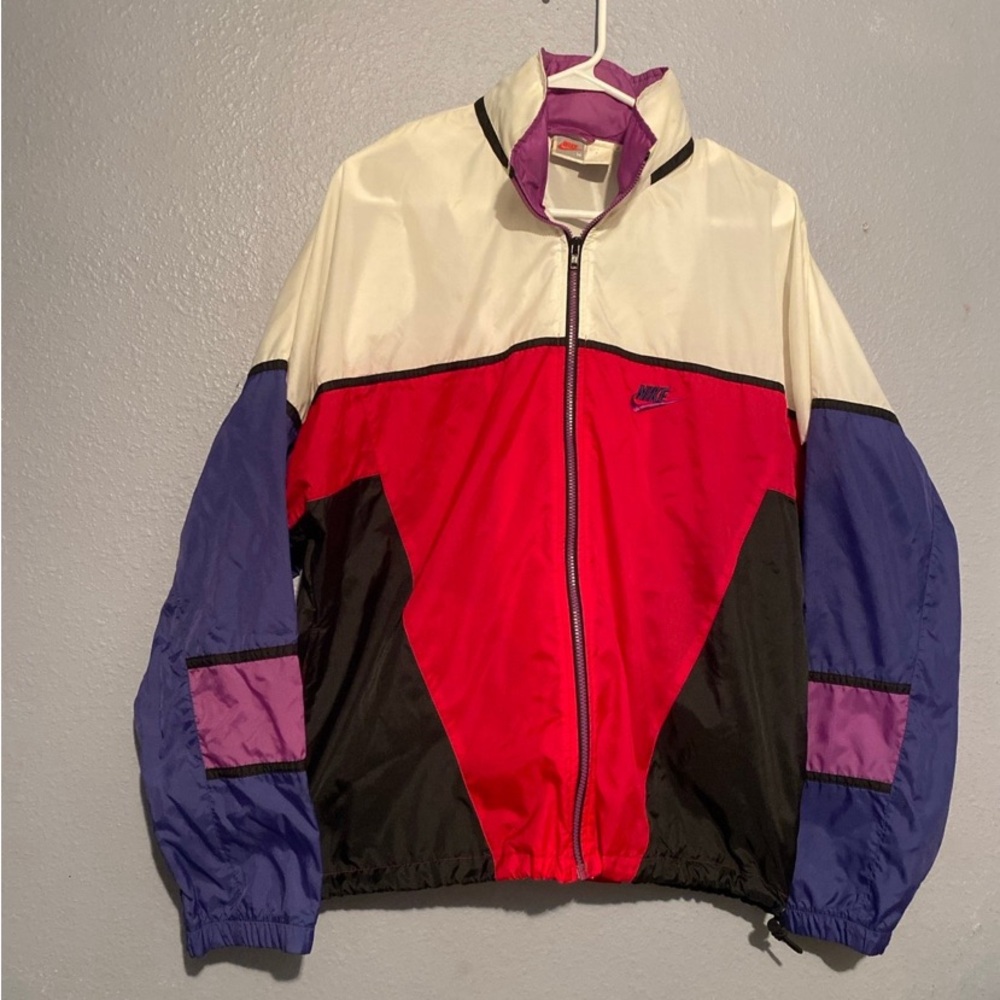 Nike vintage windbreaker jacket